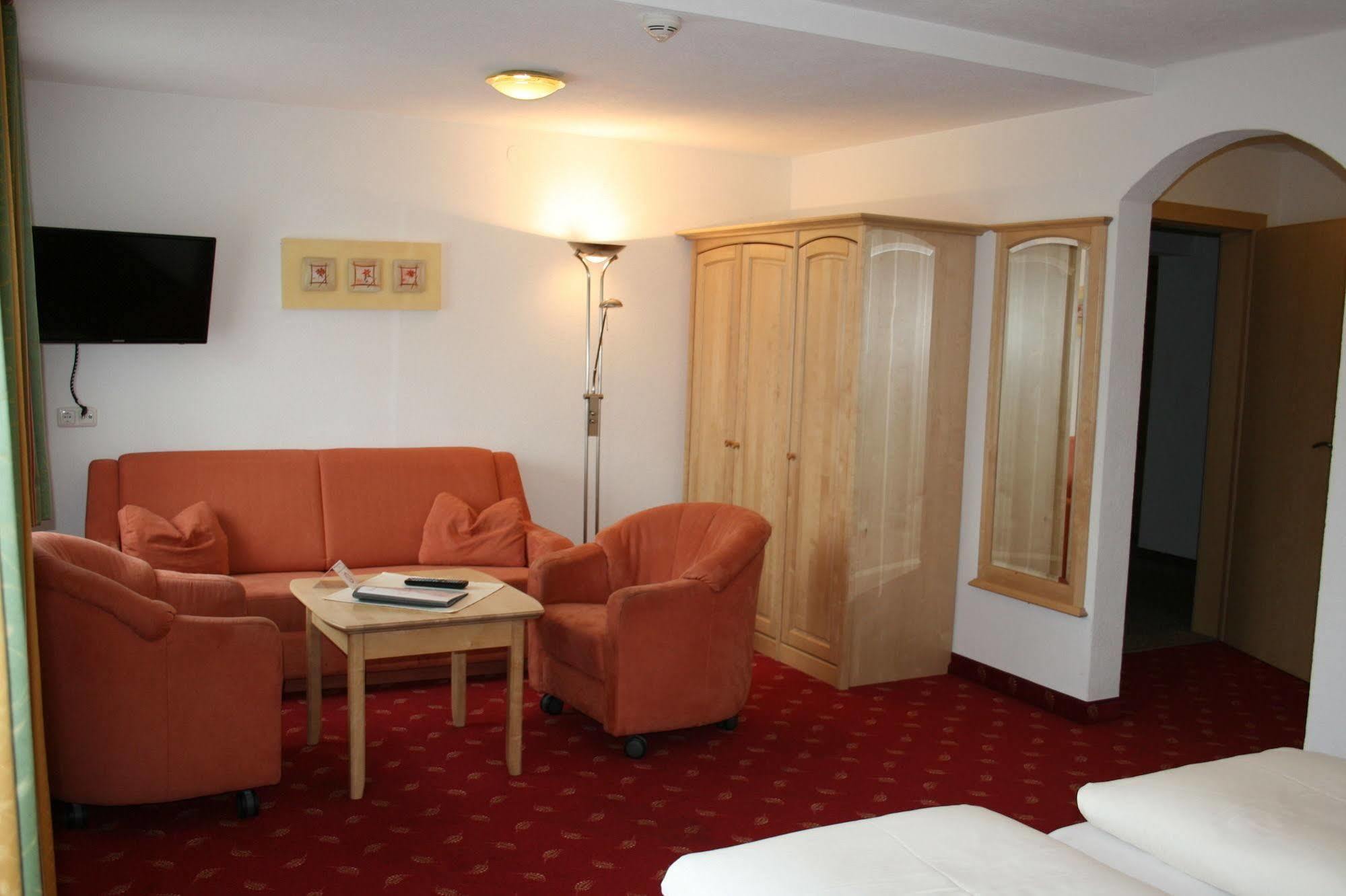 Pension Birkenhof Mayrhofen Luaran gambar