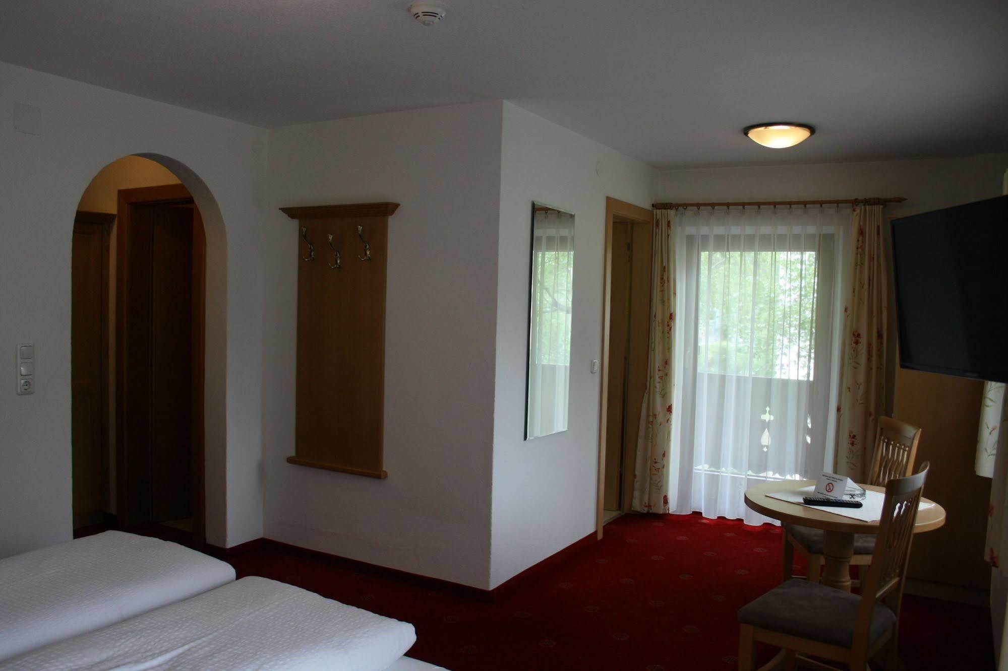 Pension Birkenhof Mayrhofen Luaran gambar