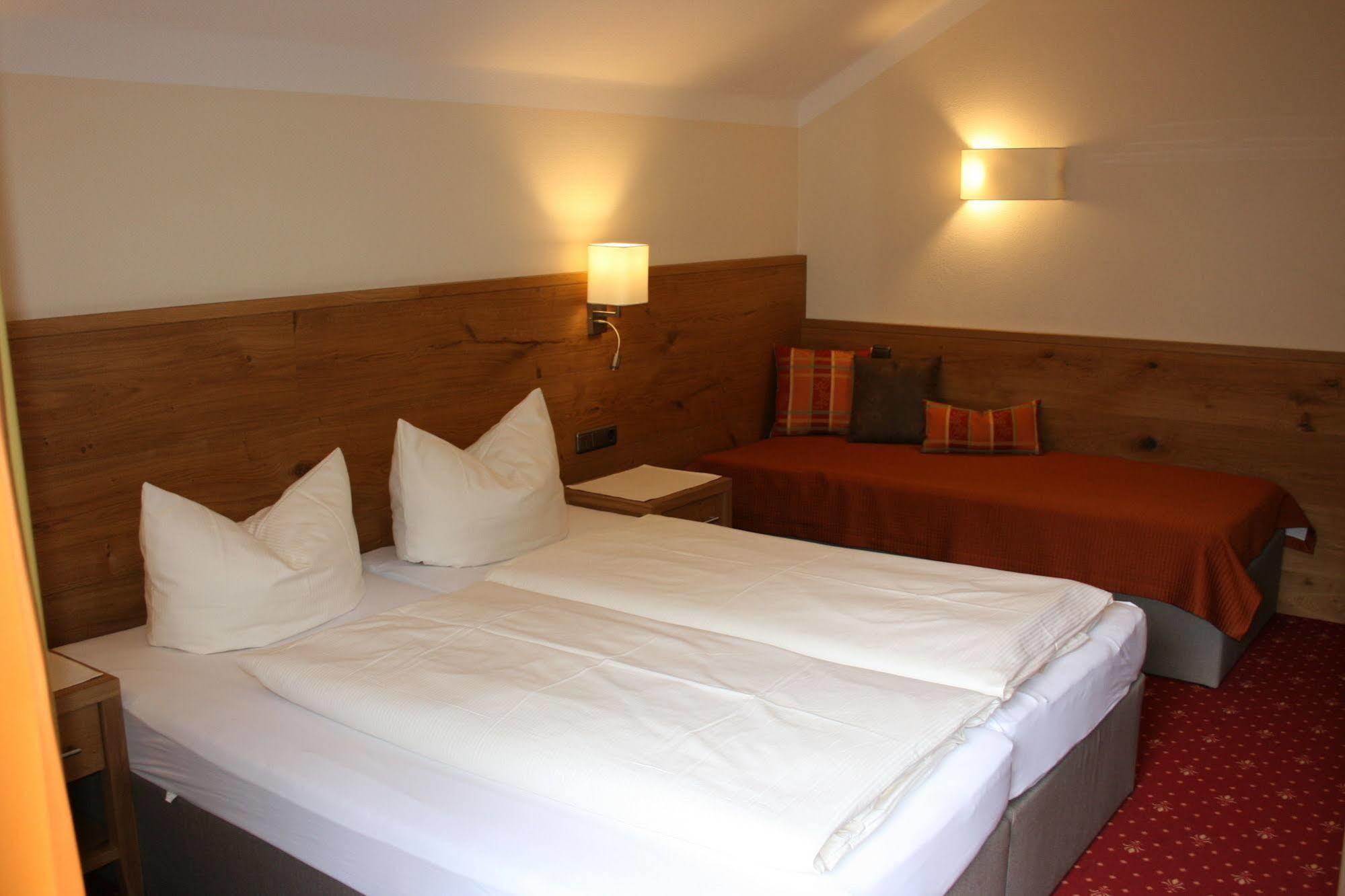 Pension Birkenhof Mayrhofen Luaran gambar
